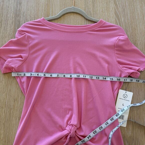 VOGO Athletica L Short Sleeve Twist Front Crescent T-Shirt Top Pink - Picture 3 of 7